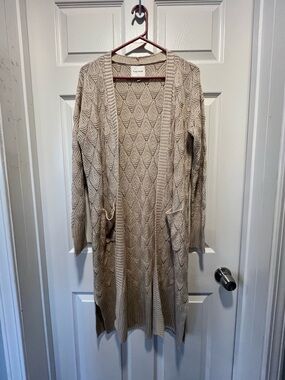 Pink Rose Women’s cardigan Size Medium